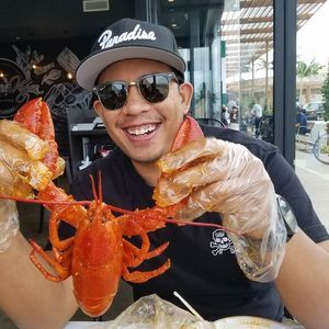 Meet your Posher, Ernest